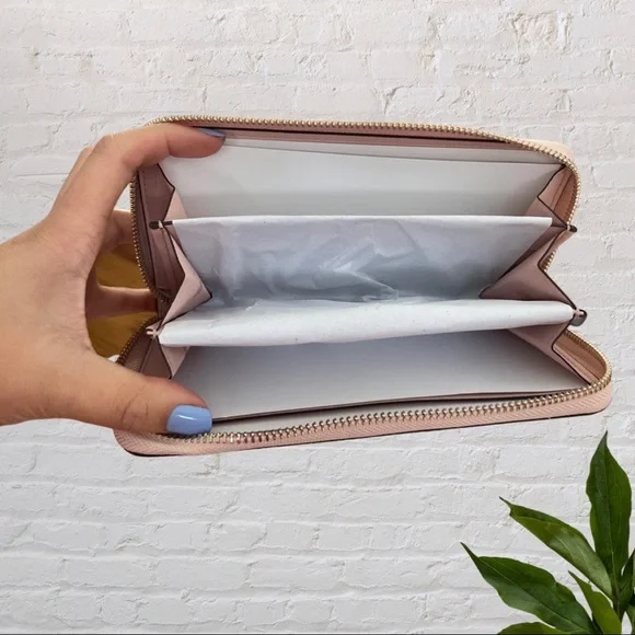 NWT Kate Spade Glitter on large continental wallet - Picture 2 of 16